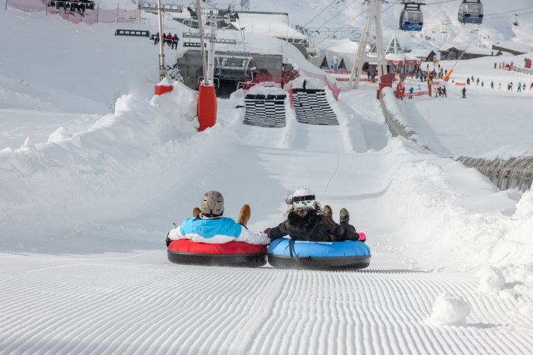 220102_SnowTubing